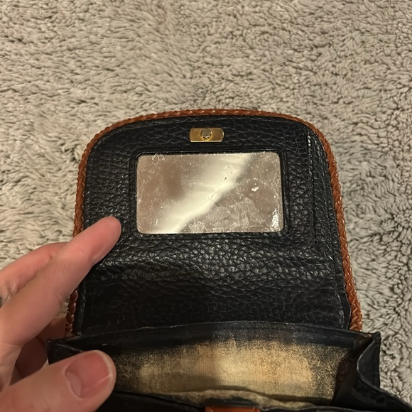 Dooney and Bourke all weather leather crossbody wallet purse - Picture 9 of 10